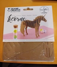 Maquette carton licorne d'occasion  Villebon-sur-Yvette