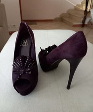Scarpe scamosciate colore usato  Novi di Modena