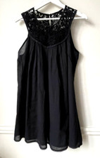 Jolie robe 100 d'occasion  Paris XV