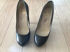 Christian louboutin nero usato  Monta