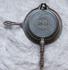 griswold cast iron waffle maker for sale griswold cast iron waffle maker for sale  Albany