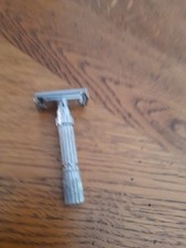 Ancien rasoir gillette d'occasion  Saint-Fargeau-Ponthierry