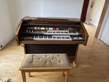 Elka electric organ for sale  BROADWAY