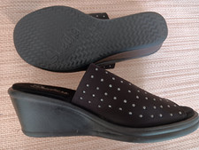 Skechers rumblers studded for sale  CRAWLEY