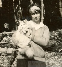 Flapper RA Girl 1926 segura gato Maine Coon grande comprar usado Flapper RA Girl 1926 segura gato Maine Coon grande comprar usado  Enviando para Brazil