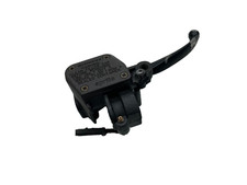 Cilindro maestro freno usato Cilindro maestro freno usato  Italia