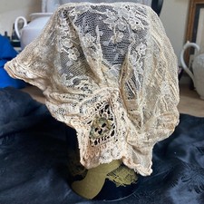Ancienne coiffe bonnet d'occasion  Saint-Caprais-de-Bordeaux
