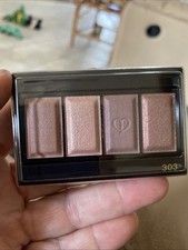 Cle peau eyeshadow d'occasion  Expédié en Belgium