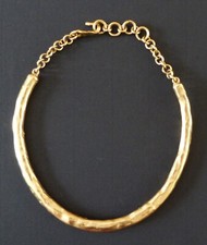 Collier ras cou d'occasion  Montreuil-Juigné