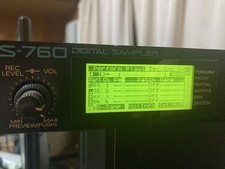 Roland 760 32mb d'occasion  Expédié en France