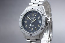 Exc montre quartz d'occasion  Expédié en France