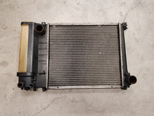 Radiatore bmw serie usato  Montecchio Maggiore