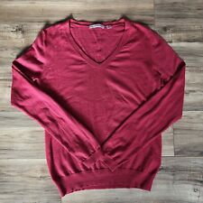 Uni qlo red for sale  CAMBERLEY