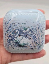 Vintage BELINA Nova Zelândia Caixa de Bugigangas de Cerâmica Azul Design de Cisnes comprar usado  Enviando para Brazil