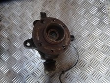 Moyeux gauche clio d'occasion  Matour