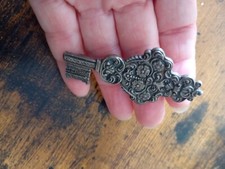 Broche forme clé d'occasion  Limoges-