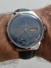 Orologio raketa calendar usato  Italia