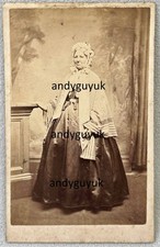 CDV RARO SENHORA FOTÓGRAFA MRS CHARLES OF HARROGATE CHAPÉU BONÉ YORKSHIRE comprar usado  Enviando para Brazil