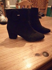 Women suede boots for sale  HULL