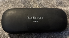 Óculos de sol preto capa dura VanHeusen comprar usado  Enviando para Brazil