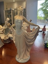 Lladro porcelain figurine for sale  EDINBURGH