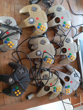 Lot manettes nintendo d'occasion  Corbeilles