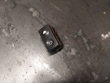 BMW 3 E36 1998 przełącznik el. Podnośnik szyb 8368941 GIV10979 na sprzedaż BMW 3 E36 1998 przełącznik el. Podnośnik szyb 8368941 GIV10979 na sprzedaż  PL