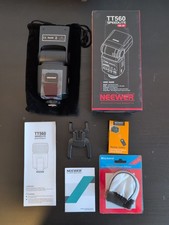 Neewer tt560 flash usato  Perugia