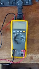 Fluke 179 true d'occasion  Expédié en Belgium