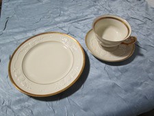 Sammeltasse tlg goldrand gebraucht kaufen Sammeltasse tlg goldrand gebraucht kaufen  Goslar