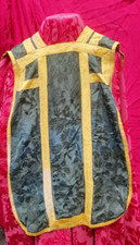 Antico paramento sacro usato Antico paramento sacro usato  Montieri