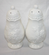 Large vintage raised for sale  Humble