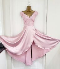 Quiz size gorgeous for sale  RETFORD