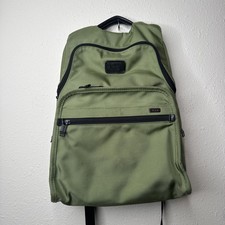 Mochila de negócios Tumi Alpha Slim Solutions modelo Japão verde balístico comprar usado Mochila de negócios Tumi Alpha Slim Solutions modelo Japão verde balístico comprar usado  Enviando para Brazil