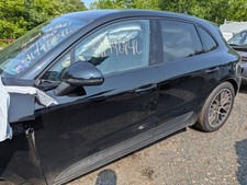 Info gps screen for sale  East Brunswick