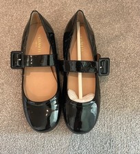 Bennett women black for sale  READING