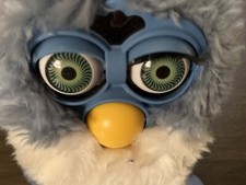 1999 Tiel Blue Furby cabelo rosa com olhos de avelã não funcionando muito raro comprar usado  Enviando para Brazil