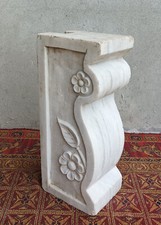 Colonne sellette sculptée d'occasion  Saint-Siméon-de-Bressieux