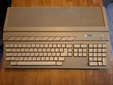 Ordinateur atari 1040 d'occasion  Aussonne
