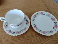 Tea cup set for sale  SOUTHAMPTON