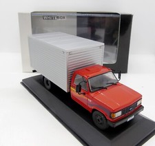 GC4539 WHITE BOX / CHEVROLET D40 BOX VAN ROUGE / ARGENT 1/43 comprar usado  Enviando para Brazil