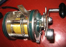 Moulinet vintage shakespeare d'occasion  Rochechouart