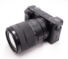 Câmera Digital Mirrorless Sony Alpha A6400 24.2MP com Lente 18-135mm -833 OBTURADOR comprar usado  Enviando para Brazil