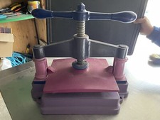 Presse relier fonte d'occasion  Villers-Saint-Paul