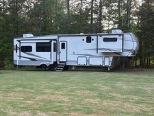 2022 keystone montana for sale  Locust Grove