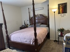 Queen size post for sale  Newport News
