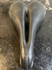 flow italia gel selle saddle for sale  Braintree