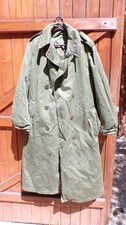 Imperméable époque corée d'occasion  Civray