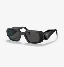 Óculos de sol feminino Prada PR17WS 1AB5S049 49 mm preto/cinza escuro lente comprar usado  Enviando para Brazil