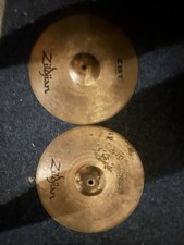 Prato turco Zildjian ZBT Rock HiHat superior e inferior 14" 36cm EUA comprar usado  Enviando para Brazil
